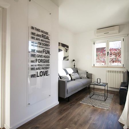 Apartment Margita Ровінь Екстер'єр фото