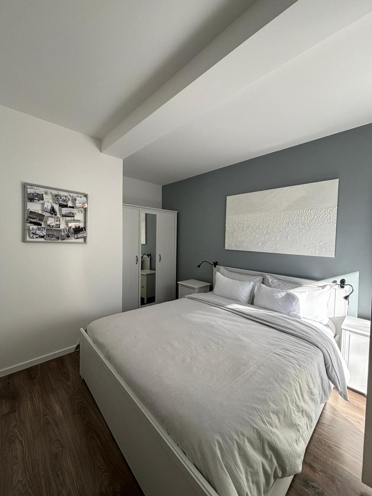 Apartment Margita Ровінь Екстер'єр фото