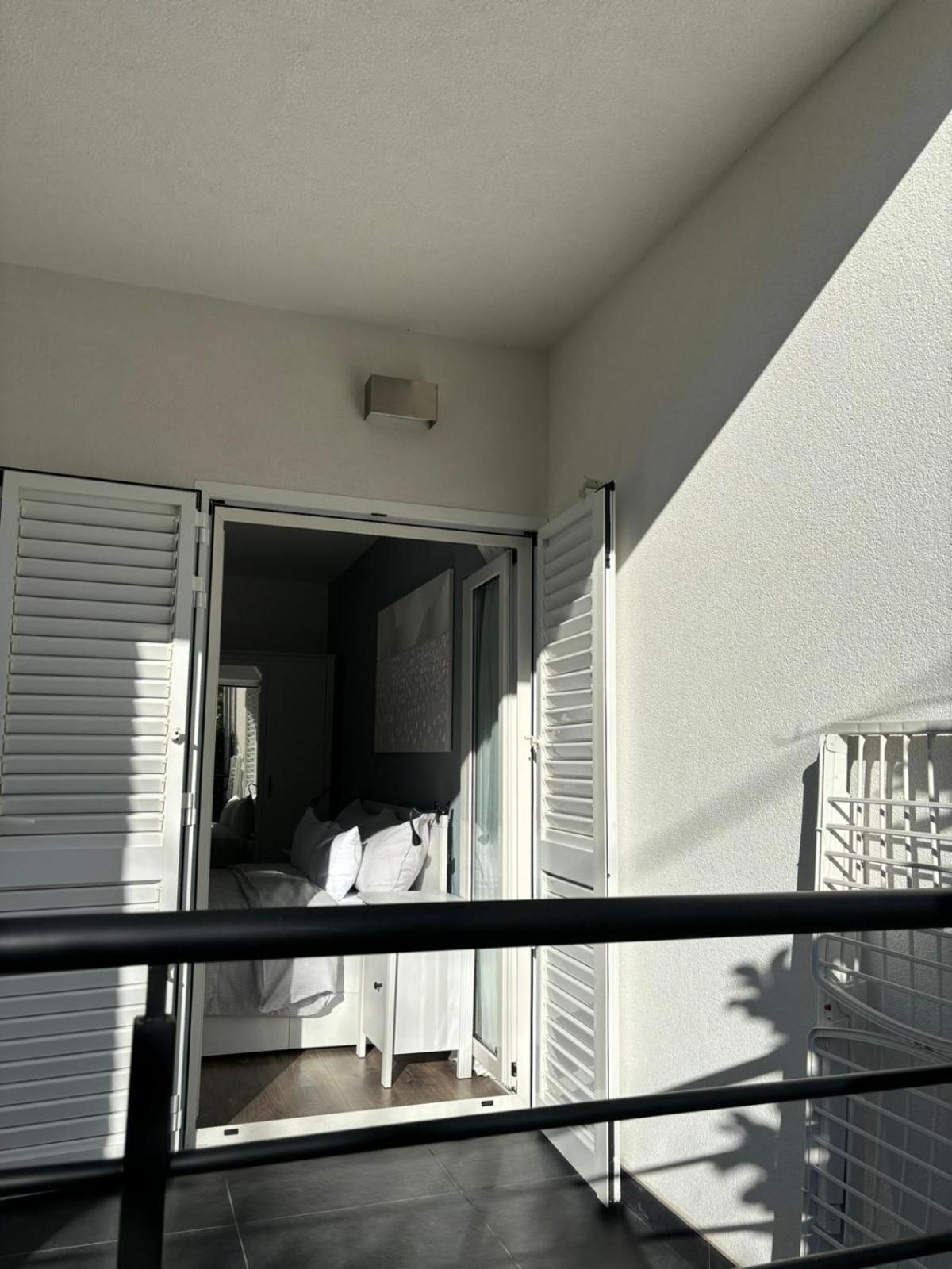 Apartment Margita Ровінь Екстер'єр фото