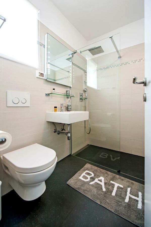 Apartment Margita Ровінь Екстер'єр фото